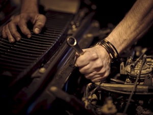 Fully Synthetic Engine / Gear Oils